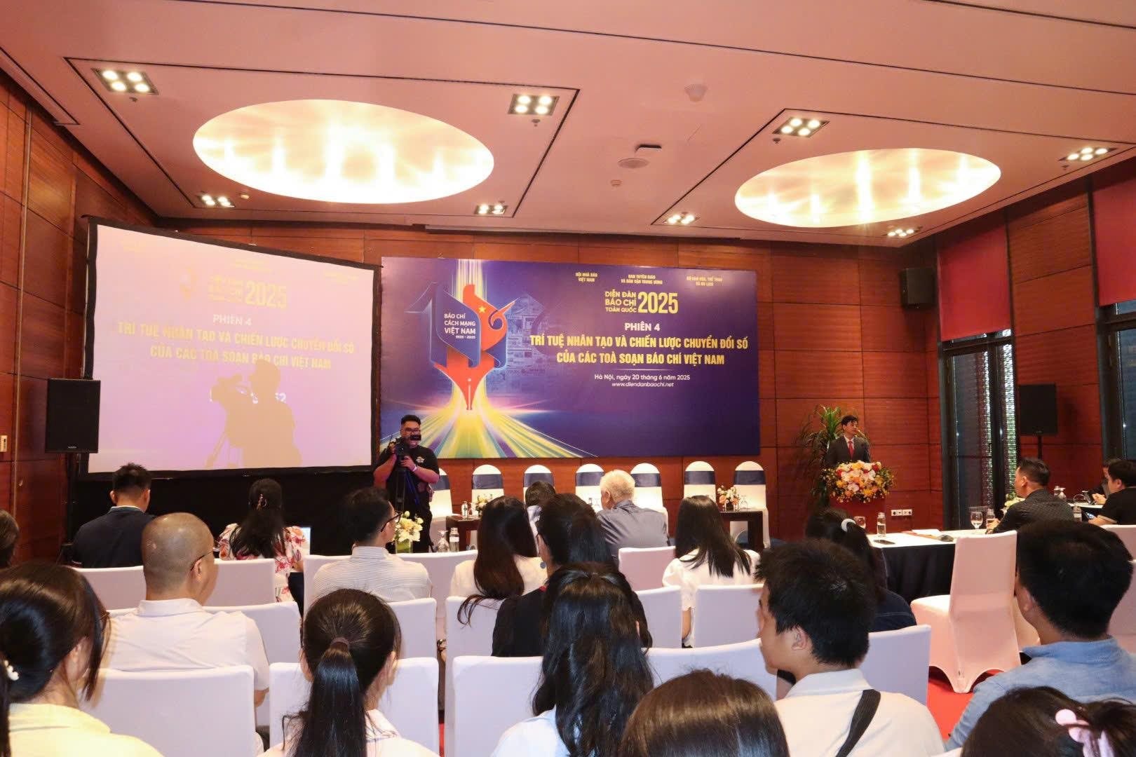 Không còn là lựa chọn, mà là con đường sống còn 1 nam 1